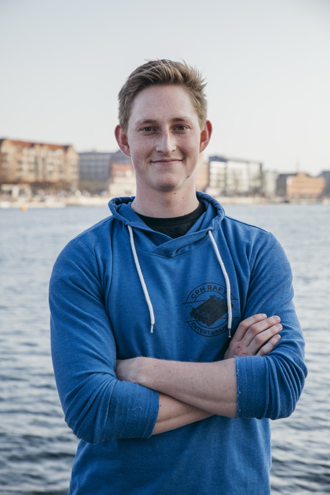 Alex Randskov foran havnen